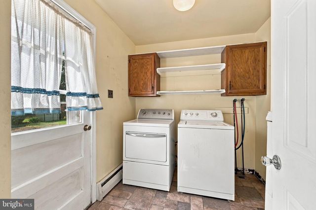 1411 DORCHESTER RD, Havertown, PA 19083