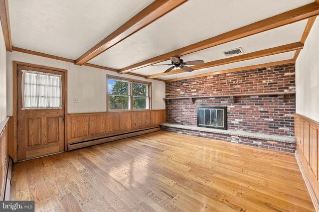 1411 DORCHESTER RD, Havertown, PA 19083