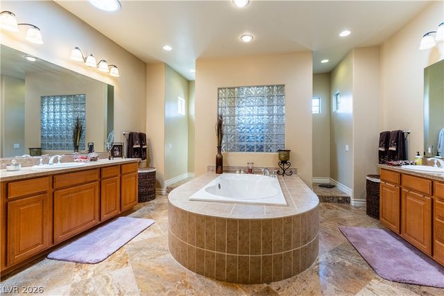 3661 Riley Ann Avenue, Las Vegas, NV 89139