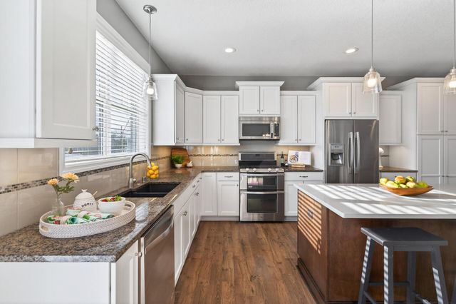 359 Pleasant Avenue, Saint Paul, MN 55102