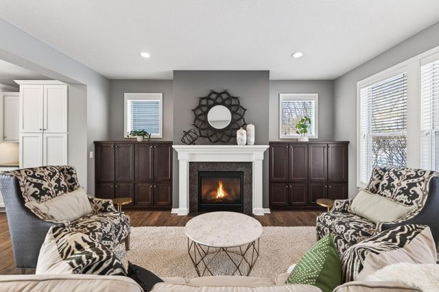 359 Pleasant Avenue, Saint Paul, MN 55102