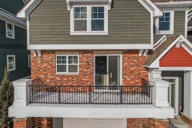 359 Pleasant Avenue, Saint Paul, MN 55102