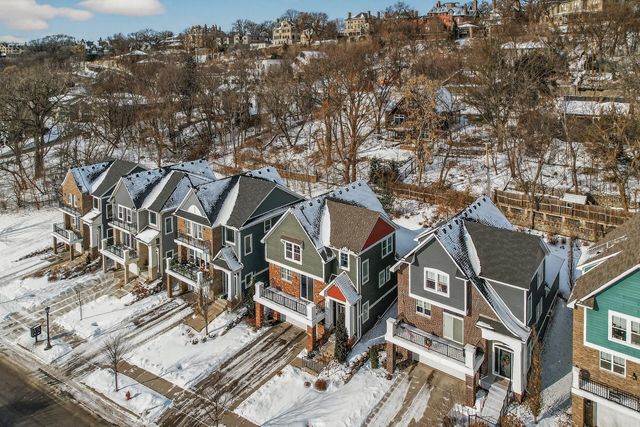 359 Pleasant Avenue, Saint Paul, MN 55102