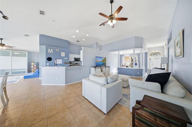 1116 PARKER CANAL COURT, Oviedo, FL 32765