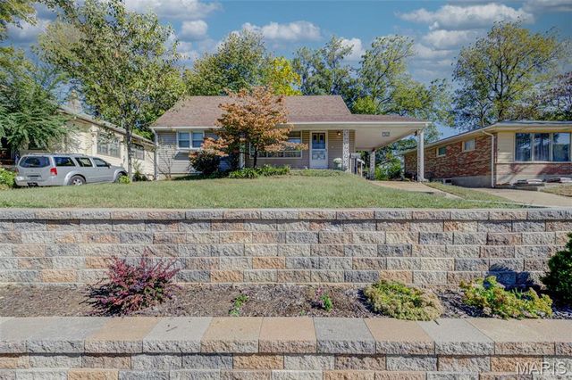 312 Saint Louis Avenue, Ferguson, MO 63135