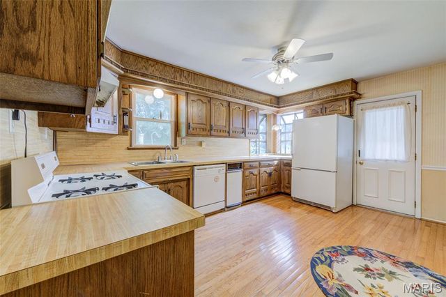 312 Saint Louis Avenue, Ferguson, MO 63135