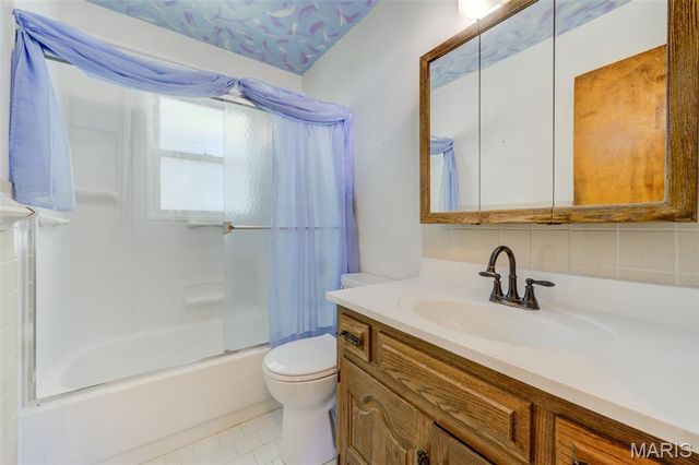 312 Saint Louis Avenue, Ferguson, MO 63135