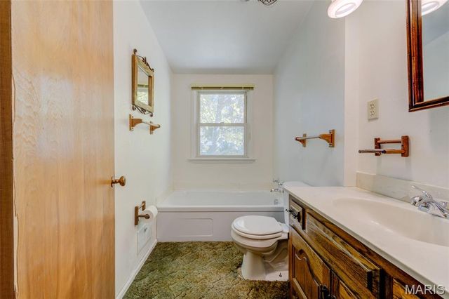 312 Saint Louis Avenue, Ferguson, MO 63135