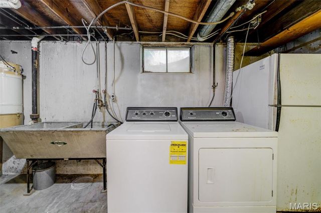 312 Saint Louis Avenue, Ferguson, MO 63135