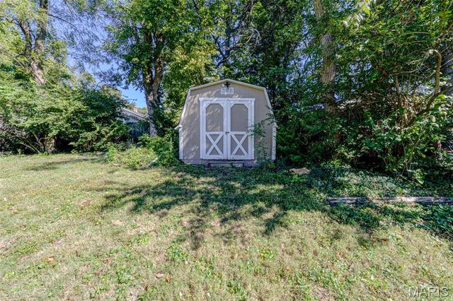 312 Saint Louis Avenue, Ferguson, MO 63135