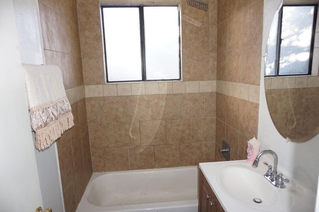 1016 Lombardy Drive, Modesto, CA 95351