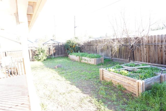 1016 Lombardy Drive, Modesto, CA 95351