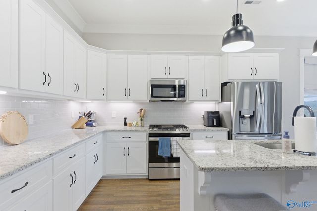 310 Shadow Court SW, Huntsville, AL 35824