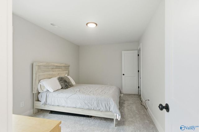 310 Shadow Court SW, Huntsville, AL 35824