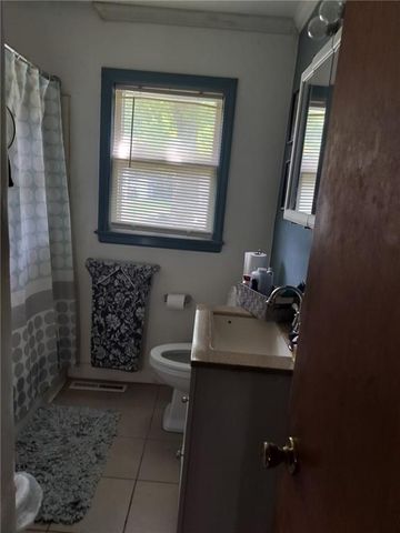 9813 Bennington Avenue, Kansas City, MO 64134