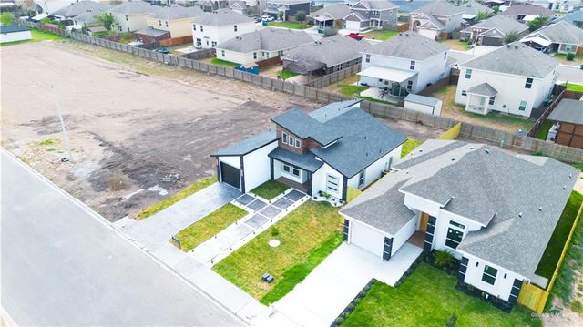 2310 E Sabinal Avenue, Hidalgo, TX 78544