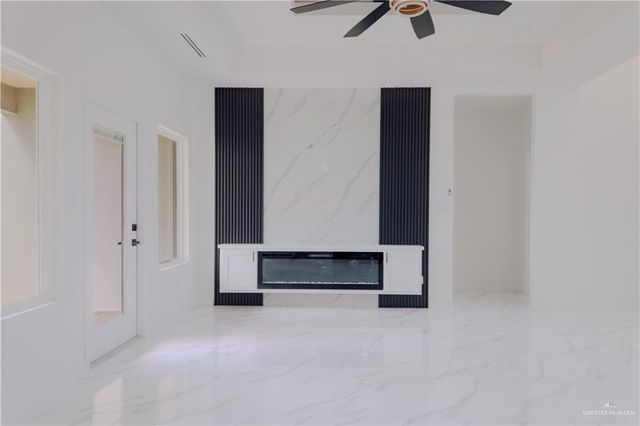 2310 E Sabinal Avenue, Hidalgo, TX 78544