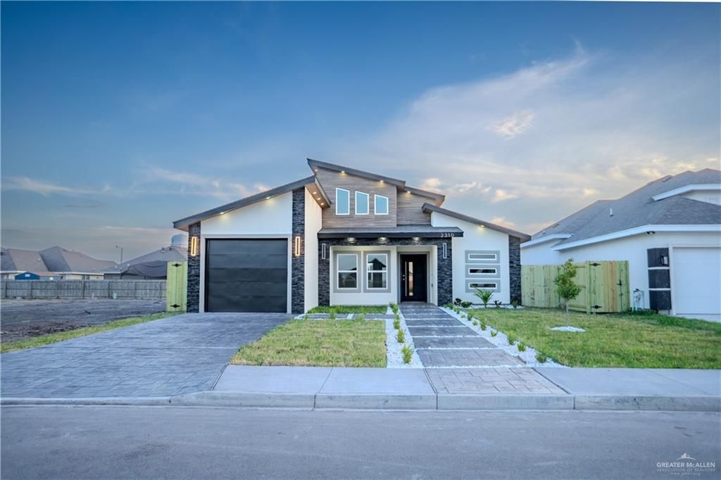 2310 E Sabinal Avenue, Hidalgo, TX 78544