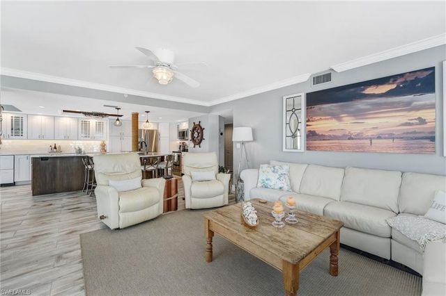 345 Mango ST 401, Fort Myers Beach, FL 33931