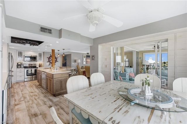 345 Mango ST 401, Fort Myers Beach, FL 33931