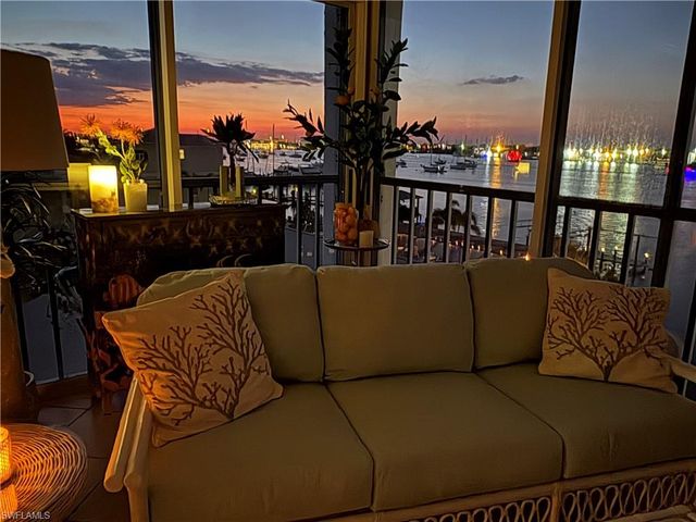 345 Mango ST 401, Fort Myers Beach, FL 33931