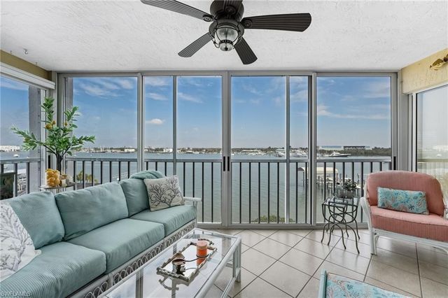 345 Mango ST 401, Fort Myers Beach, FL 33931