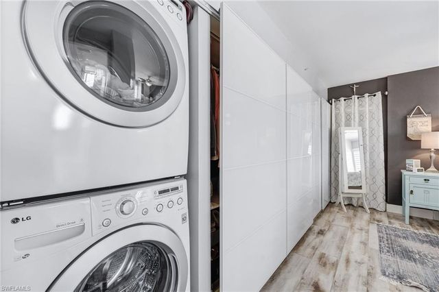 345 Mango ST 401, Fort Myers Beach, FL 33931