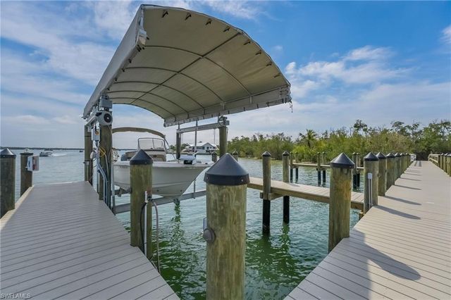 345 Mango ST 401, Fort Myers Beach, FL 33931