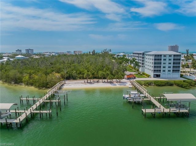 345 Mango ST 401, Fort Myers Beach, FL 33931