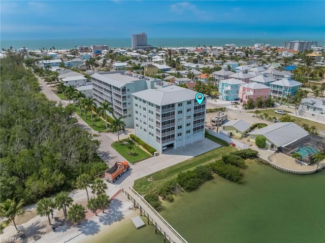 345 Mango ST 401, Fort Myers Beach, FL 33931