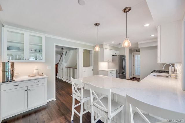 5 Barbara Anne Street, Manorville, NY 11949