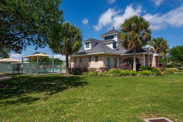 2980 Windy Briar Lane, League City, TX 77573