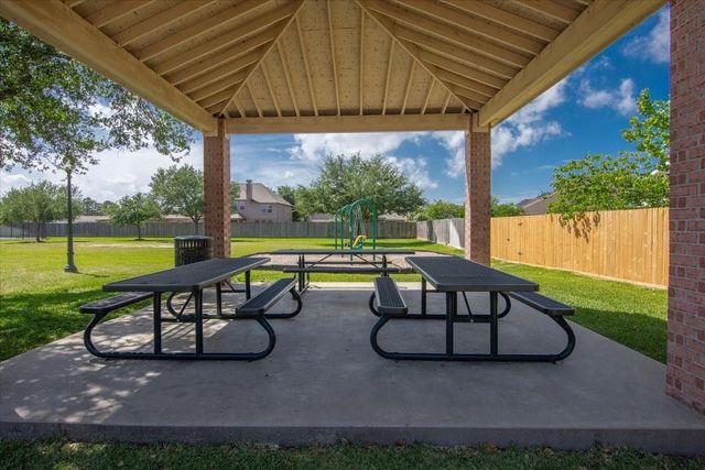 2980 Windy Briar Lane, League City, TX 77573