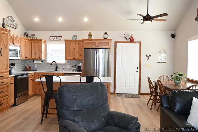 448529 E 979 Drive, Vian, OK 74962