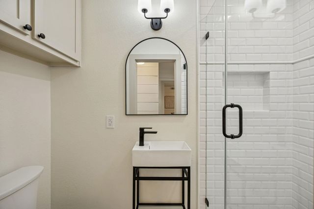1130 Pioneer Drive, Dallas, TX 75224