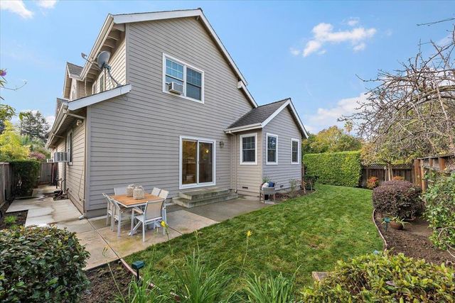 1317 Saint Francis Street, Redwood City, CA 94061