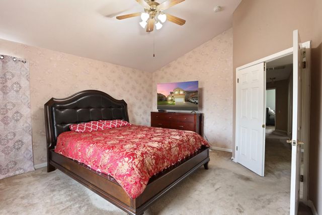 1725 Mark Mead Ln, Modesto, CA 95356