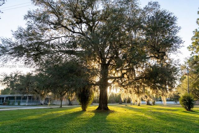 2014 Ft Denaud Rd, La Belle, FL 33935