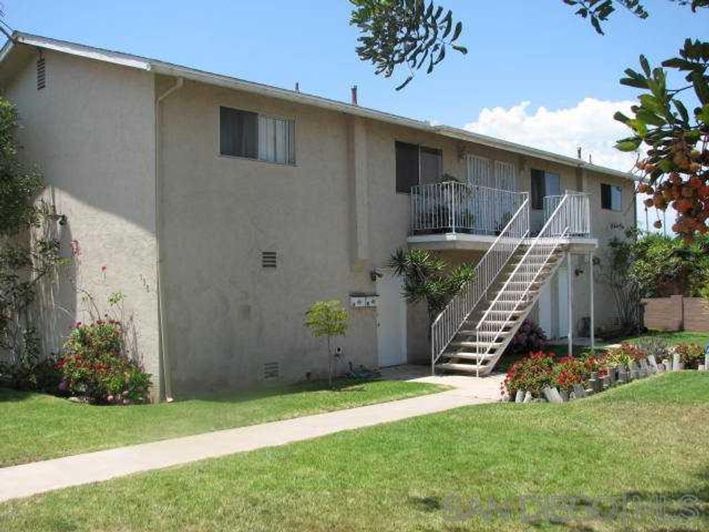 930 Ebony Ave B, Imperial Beach, CA 91932