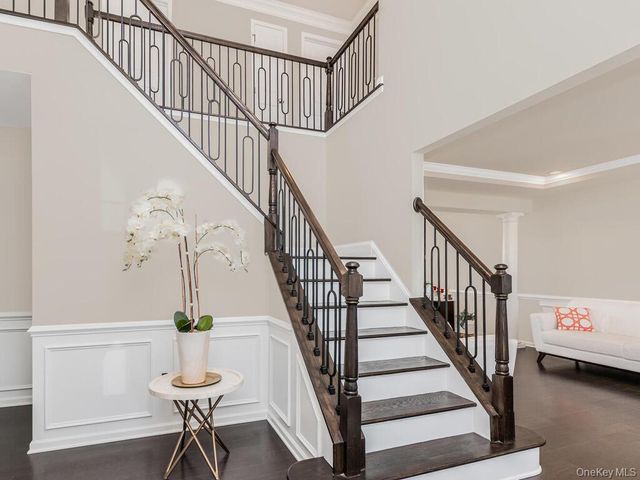 22 E Van Buren Way, Hopewell Junction, NY 12533