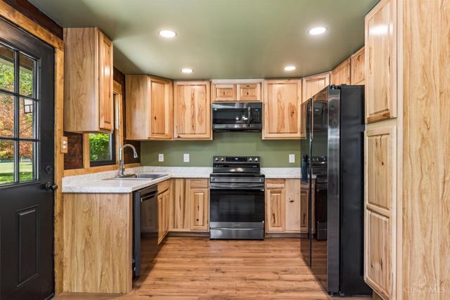 922 Lorelei Drive, Perry Twp, OH 45118