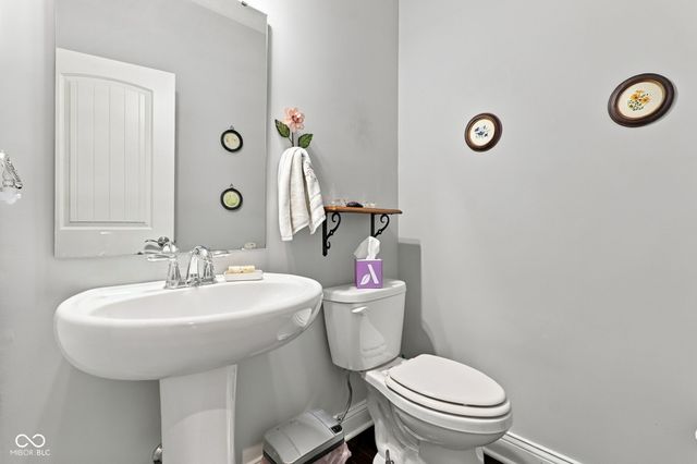 12881 Deer Bank Road, Fishers, IN 46037