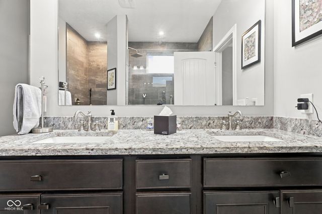 12881 Deer Bank Road, Fishers, IN 46037