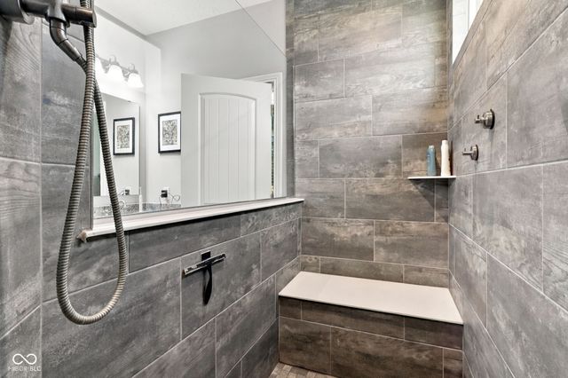 12881 Deer Bank Road, Fishers, IN 46037
