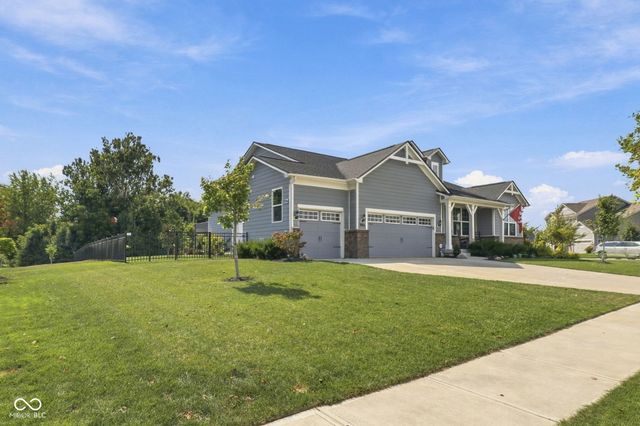 12881 Deer Bank Road, Fishers, IN 46037