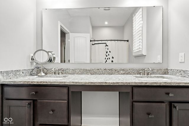 12881 Deer Bank Road, Fishers, IN 46037