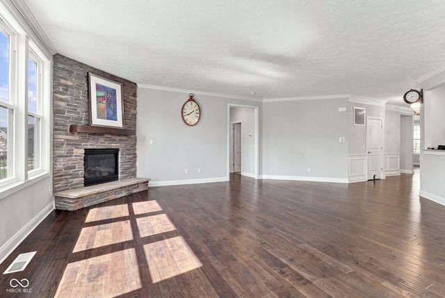 12881 Deer Bank Road, Fishers, IN 46037