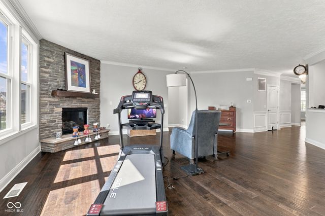 12881 Deer Bank Road, Fishers, IN 46037