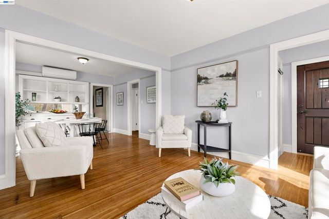 931 931 Bancroft Way, Berkeley, CA 94710