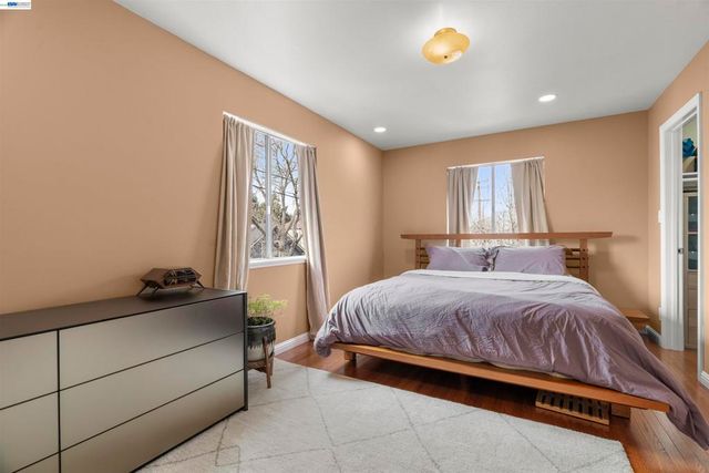 931 931 Bancroft Way, Berkeley, CA 94710